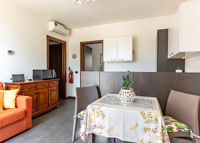 Guesthost - Borgo Del Sole With Pool *