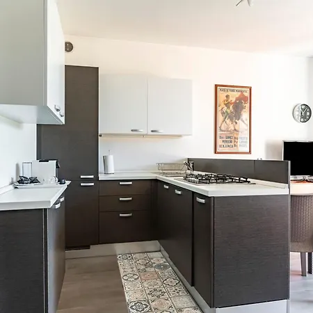 Apartman Guesthost - Borgo Del Sole With Pool