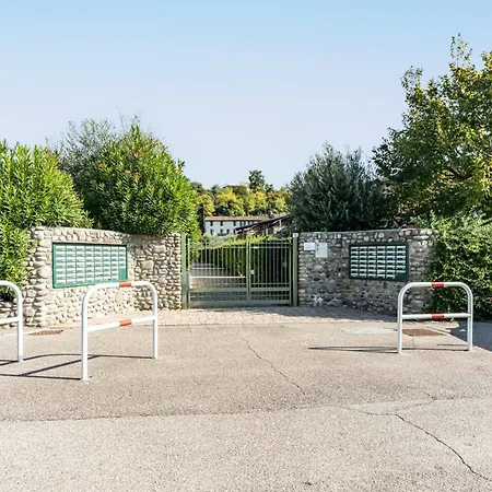 Guesthost - Borgo Del Sole With Pool Apartman