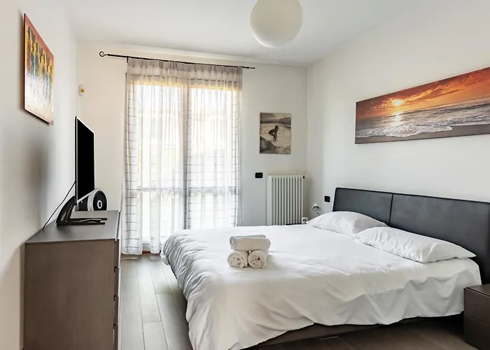 Guesthost - Borgo Del Sole With Pool Apartment *