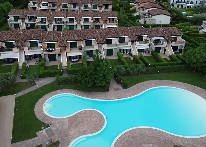 Apartment Guesthost - Borgo Del Sole With Pool